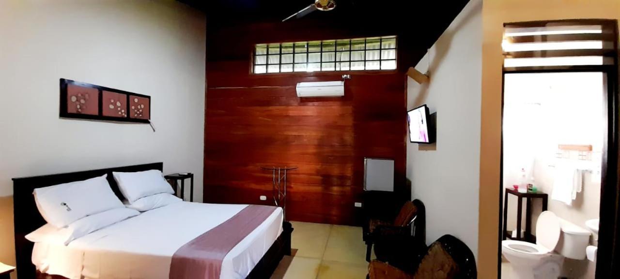 Hotel Amazon Bed And Breakfast Λετίσια Εξωτερικό φωτογραφία