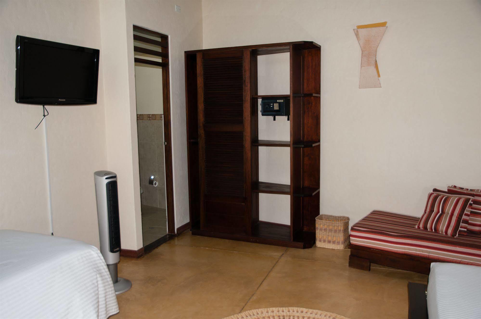 Hotel Amazon Bed And Breakfast Λετίσια Εξωτερικό φωτογραφία